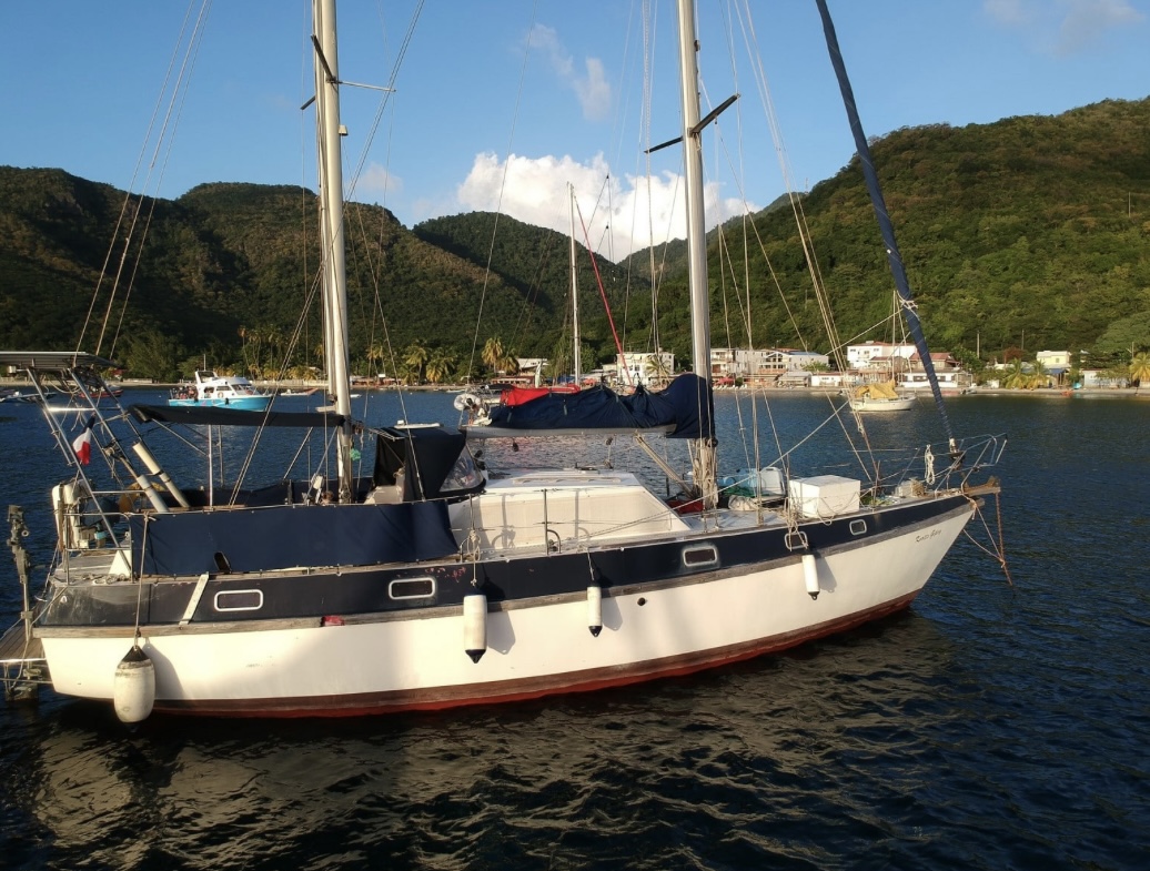 Voilier 5 couchages - Anses d'Arlet